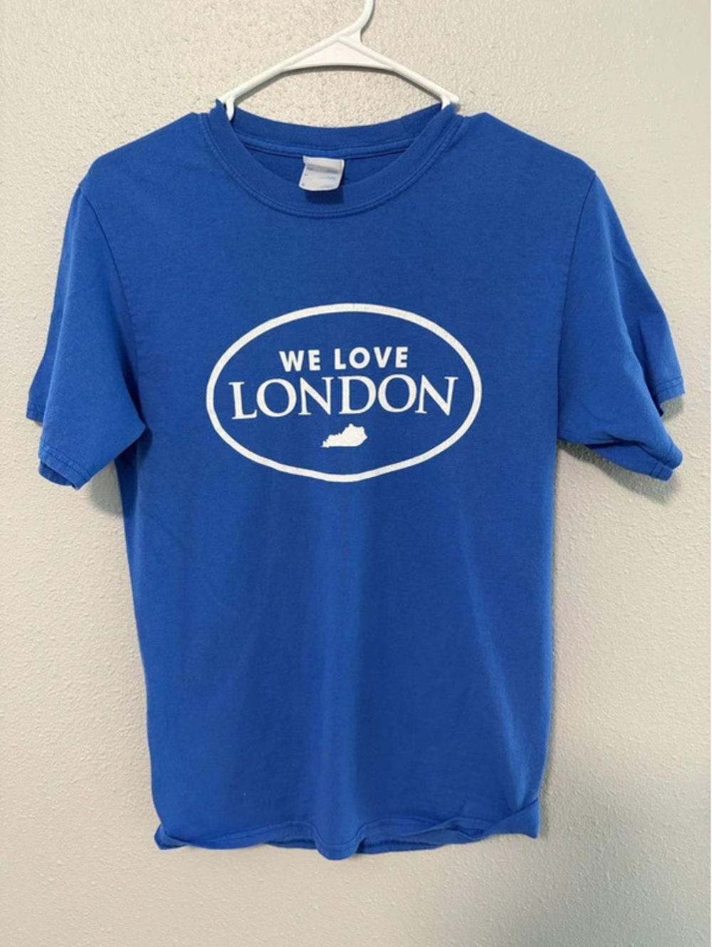 #6063 We Love London Faith Assembly of God Blue T-Shirt Small